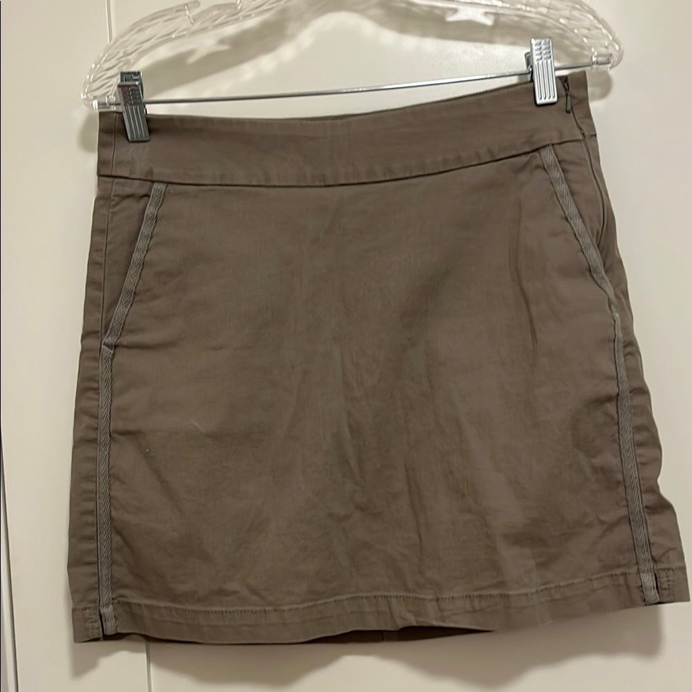 Aventura Tan Women's Skort size 4